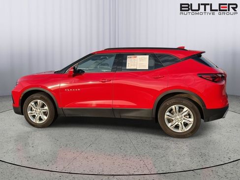 Used 2021 Chevrolet Blazer LT FWD image 3