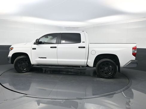 Used 2020 Toyota Tundra SR5 w/ SR5 Upgrade Package AWD/4WD image 39