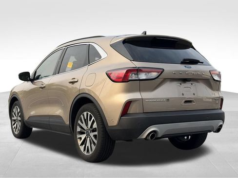 Used 2020 Ford Escape Titanium AWD/4WD image 4