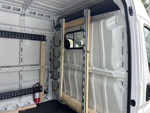 Used 2024 RAM ProMaster 2500 w/ Power Group FWD image 15