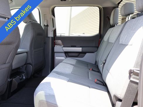 New 2026 Ford F250 XLT w/ XLT Premium Package AWD/4WD image 17