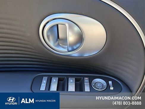 New 2026 Hyundai Ioniq 9 SEL image 36