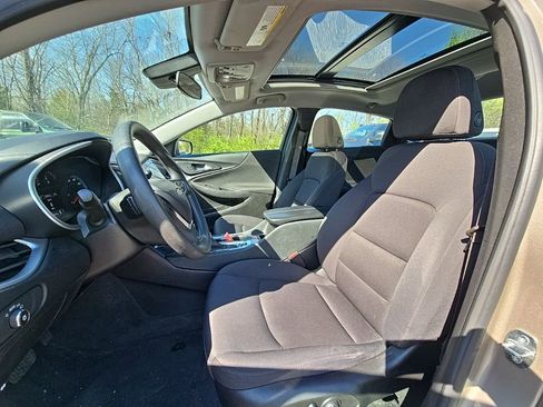 Used 2024 Chevrolet Malibu LT image 15