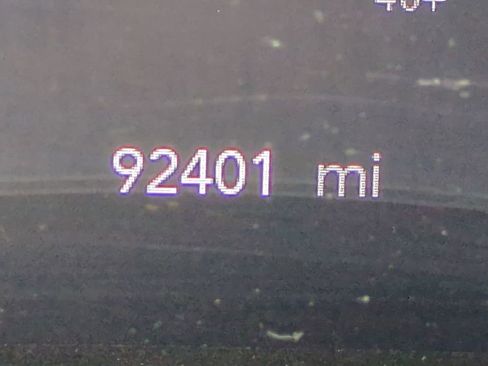 Used 2021 Chrysler Pacifica Touring-L image 27