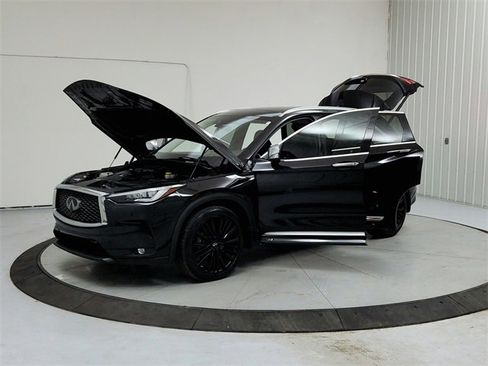 Used 2023 INFINITI QX50 Sensory w/ Accent Package image 11