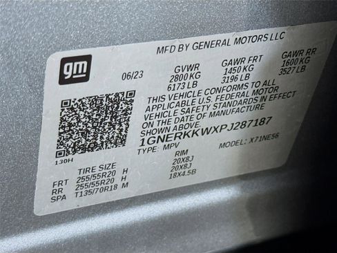 Used 2023 Chevrolet Traverse Premier w/ Redline Edition FWD image 36