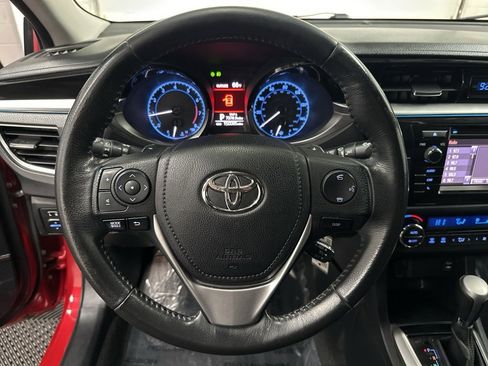 Used 2015 Toyota Corolla S image 14