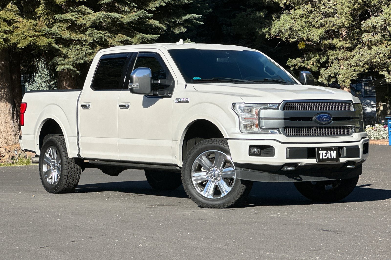 Used 2018 Ford F150 Platinum w/ Technology Package AWD/4WD image 2