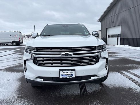 Used 2024 Chevrolet Tahoe Premier AWD/4WD image 2