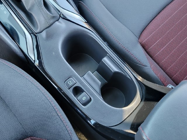 Used 2024 Toyota Corolla SE w/ SE Premium Package FWD image 17