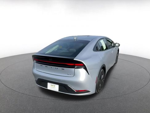 Used 2025 Toyota Prius LE image 14