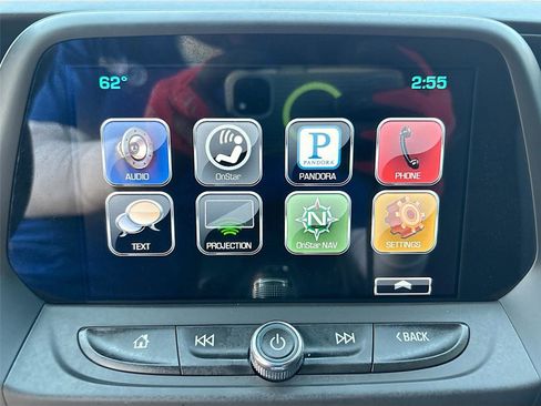 Used 2016 Chevrolet Camaro LT w/ Technology Package image 15