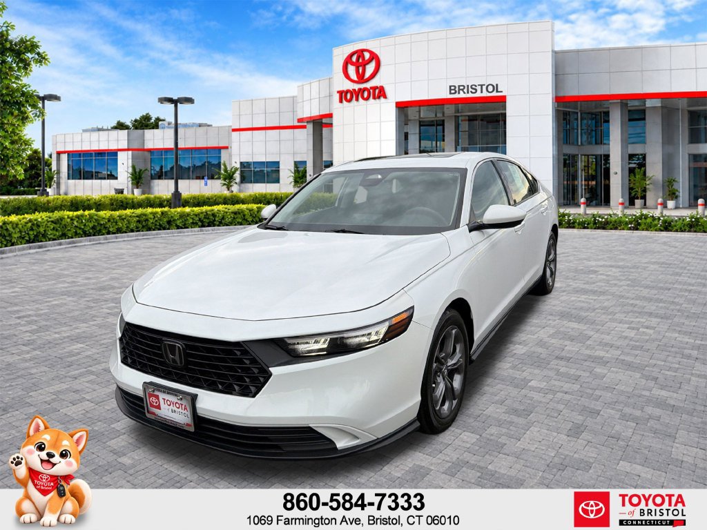 Used 2023 Honda Accord EX image 3
