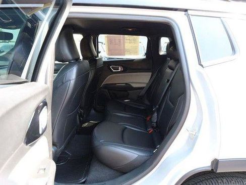Used 2025 Jeep Compass Limited AWD/4WD image 20