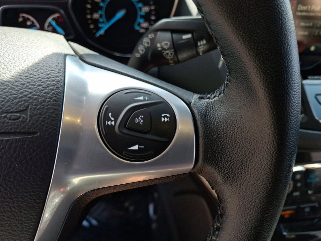 Used 2015 Ford Escape Titanium w/ Equipment Group 301A FWD image 22