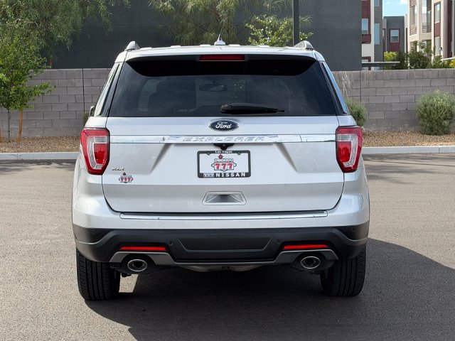 Used 2018 Ford Explorer XLT w/ Equipment Group 201A FWD image 6