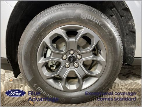 Certified 2022 Ford Maverick XLT w/ XLT Luxury Package image 13