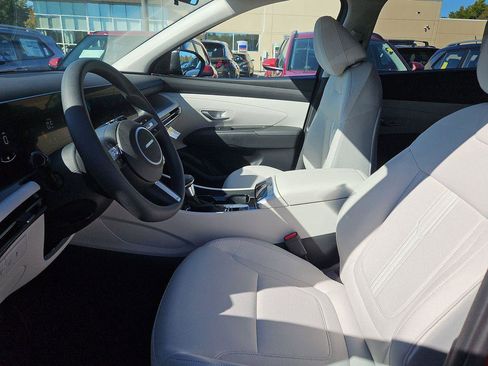 New 2026 Hyundai Tucson SEL image 16