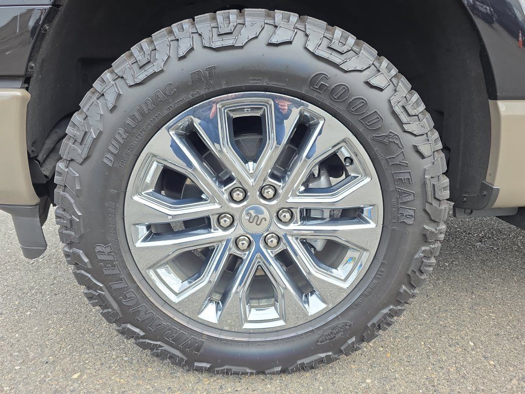 Used 2025 Ford F150 King Ranch w/ FX4 Off-Road Package AWD/4WD image 13