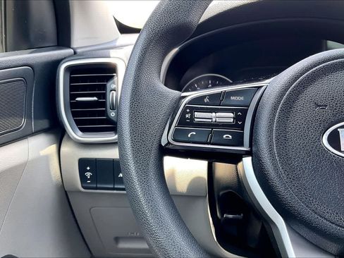 Certified 2022 Kia Sportage LX FWD image 22