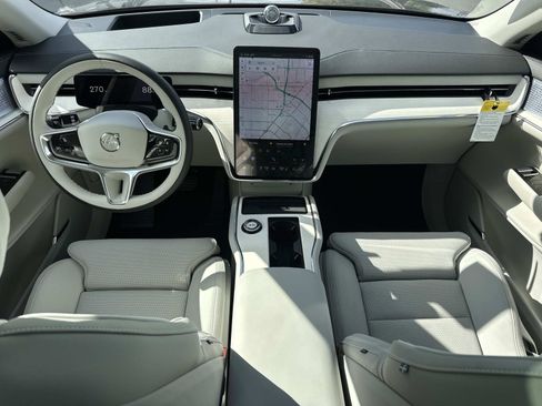 New 2025 Volvo EX90 Ultra image 7