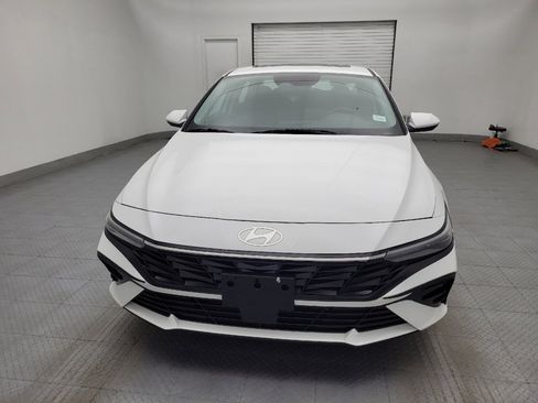 Used 2025 Hyundai Elantra SEL image 15