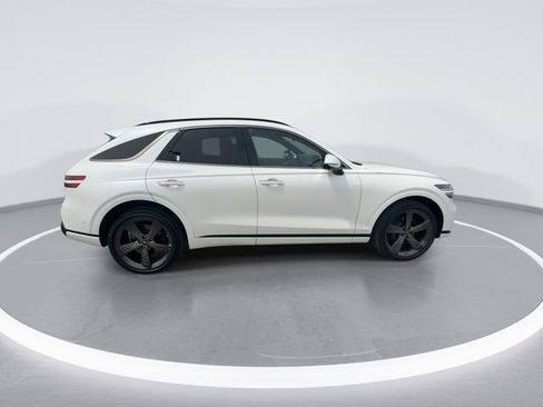 Used 2023 Genesis GV70 2.5T w/ Sport Prestige Package AWD/4WD image 9
