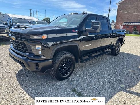 Used 2024 Chevrolet Silverado 2500 W/T AWD/4WD image 1