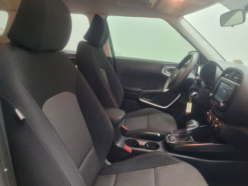 Used 2020 Kia Soul LX FWD image 21