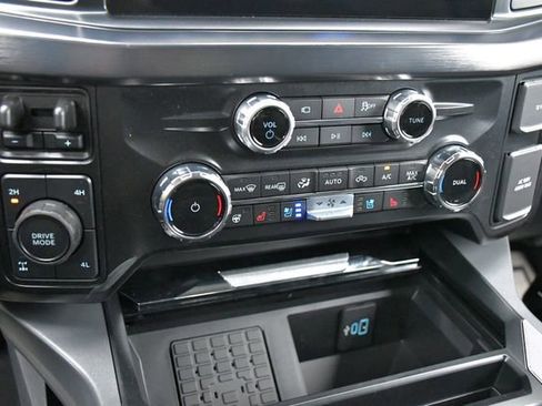 Used 2025 Ford F250 Lariat w/ FX4 Off-Road Package image 31