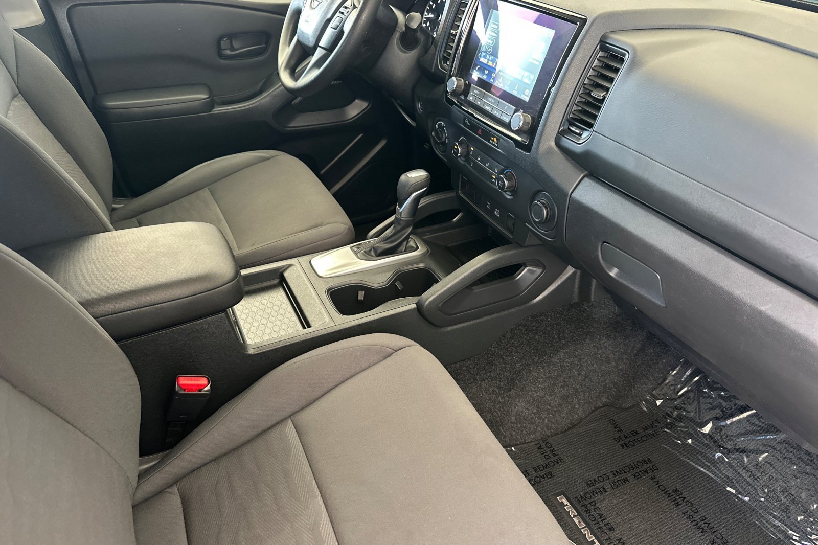 Used 2024 Nissan Frontier S AWD/4WD image 13
