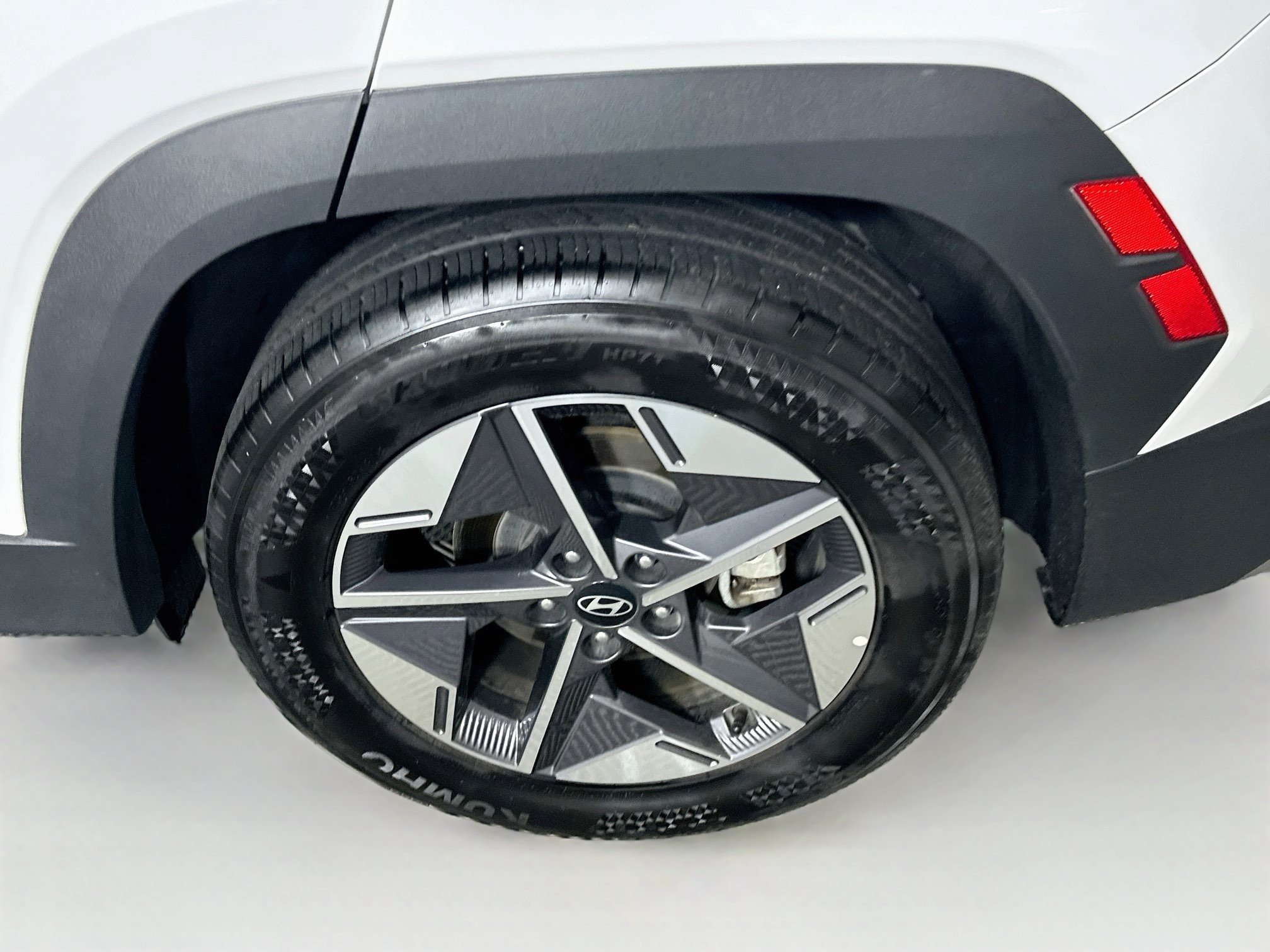 Used 2026 Hyundai Tucson SEL Plus FWD image 11