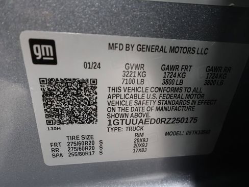 Certified 2024 GMC Sierra 1500 Pro w/ Graphite Edition image 31