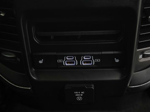 Used 2021 RAM 1500 Laramie AWD/4WD image 13
