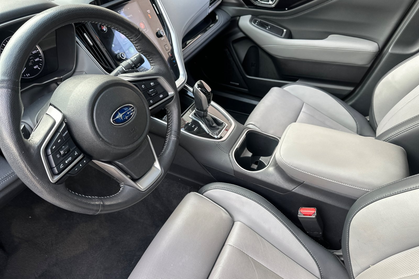 Used 2023 Subaru Outback Limited AWD/4WD image 9