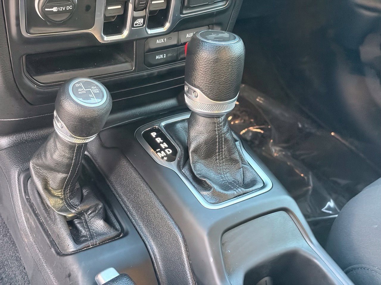 Used 2023 Jeep Wrangler Unlimited AWD/4WD image 21