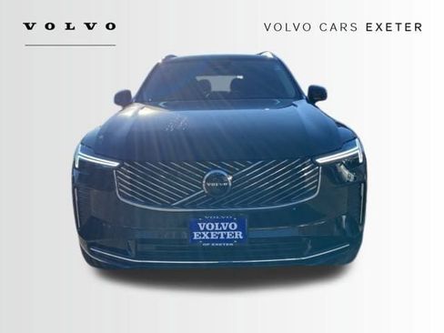 New 2026 Volvo XC90 B5 Plus w/ Protection Package image 2