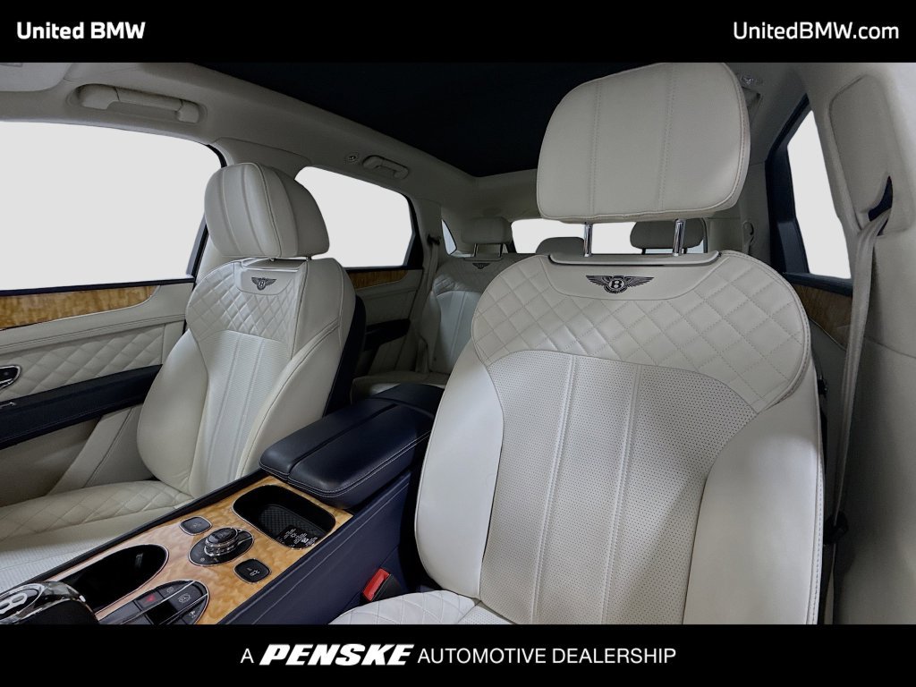 Used 2019 Bentley Bentayga AWD/4WD image 5