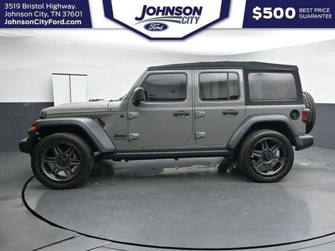 Used 2023 Jeep Wrangler Unlimited Sport AWD/4WD image 7