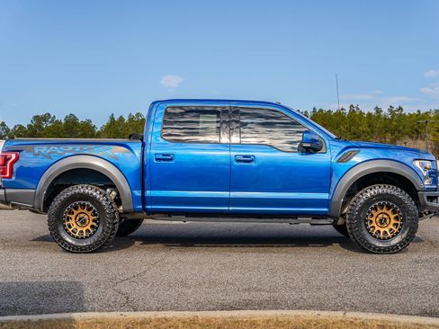 Used 2017 Ford F150 Raptor w/ Equipment Group 802A Luxury image 8