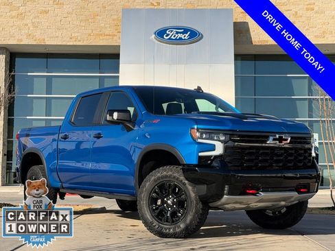 Used 2023 Chevrolet Silverado 1500 ZR2 w/ Technology Package image 1