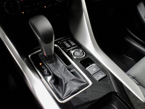 New 2026 Mitsubishi Eclipse Cross SE image 26