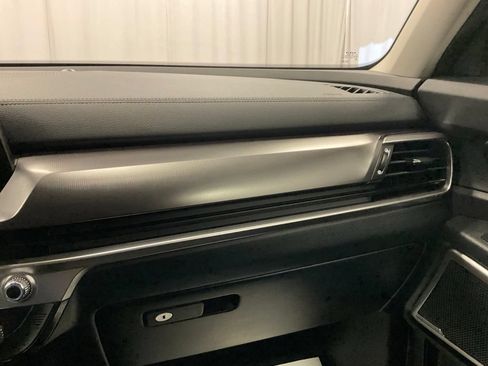 Used 2025 Kia Telluride S AWD/4WD image 29