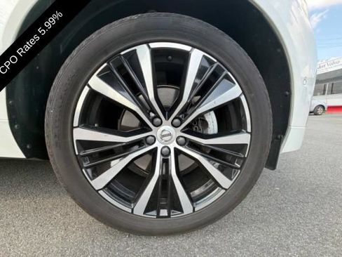 Used 2024 Volvo XC60 B5 Plus w/ Climate Package AWD/4WD image 15
