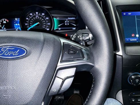 Used 2019 Ford Edge SEL w/ Equipment Group 201A AWD/4WD image 20