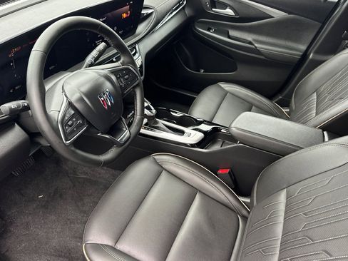 Used 2024 Buick Envista Avenir image 10
