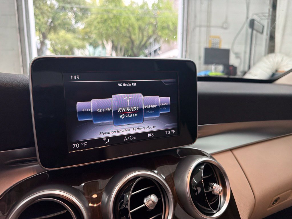 Used 2015 Mercedes-Benz C 300 Sedan image 16