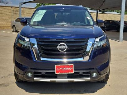 Certified 2022 Nissan Pathfinder Platinum w/ Cargo Package