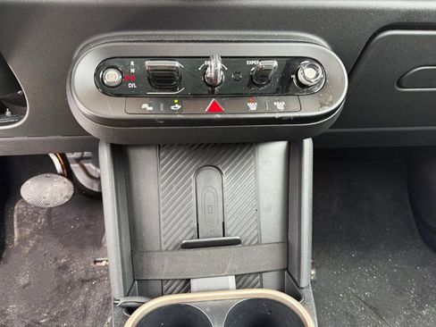 Used 2025 MINI Cooper S image 22