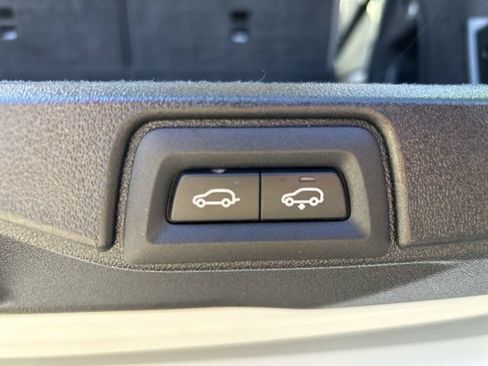 Certified 2025 BMW ALPINA XB7 AWD/4WD image 24